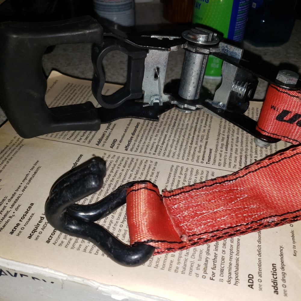 Snap-On Heavy-Duty Red Ratchet Strap
